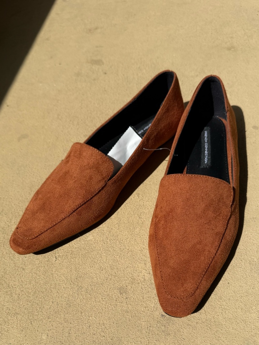 French Connection Women's Suede Loafers in Rust • Zapatos mocasines de mujer